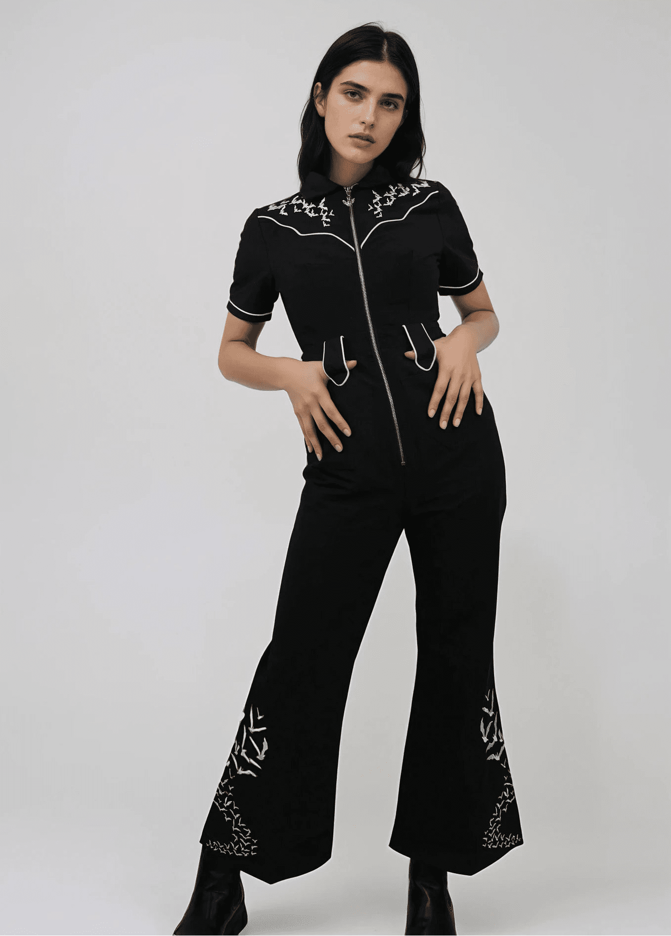 最終値下げ　FACCIES  WESTERN JUMPSUIT Western Evil Bat Embroidered Western Tassel Jumpsuit